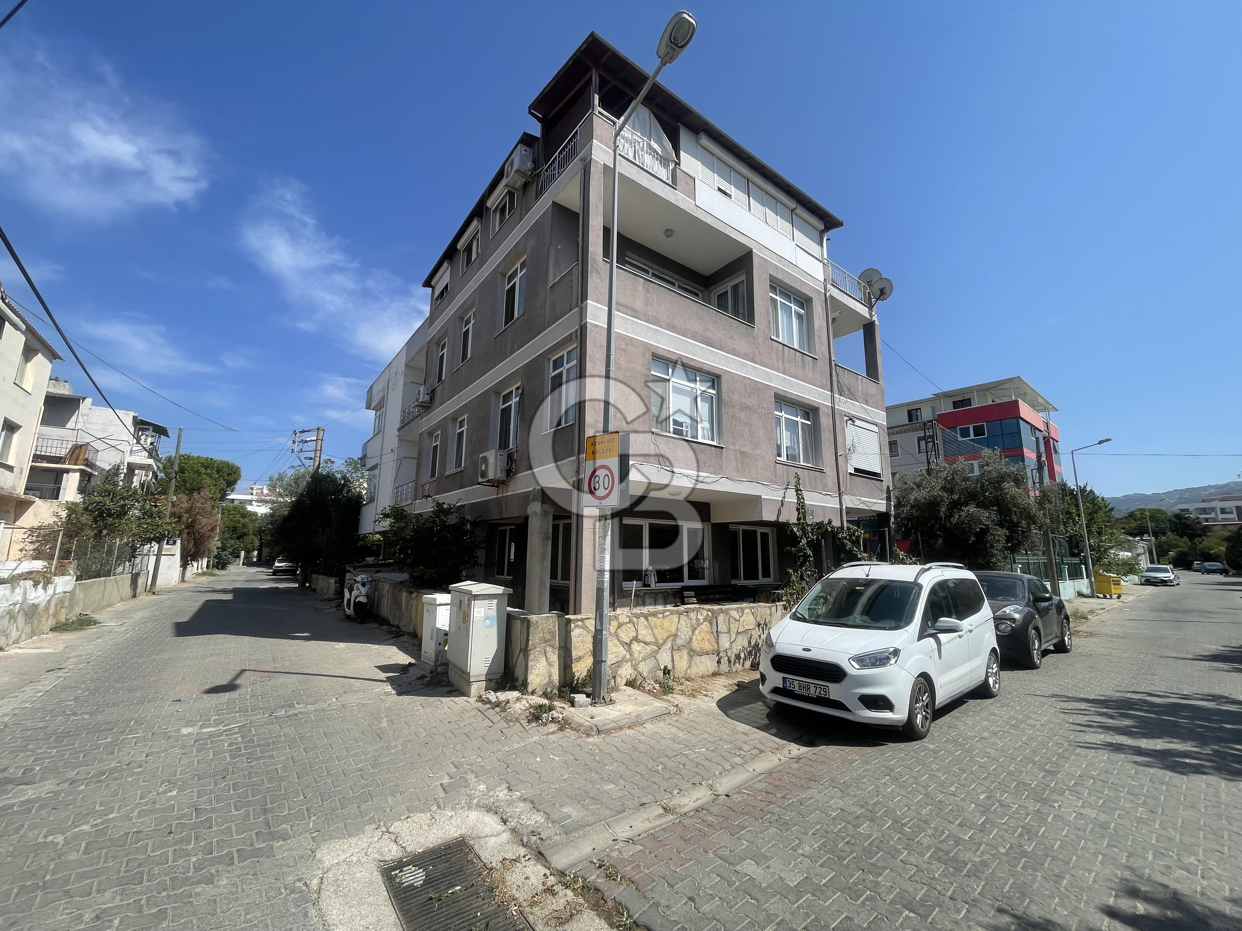 Güzelbahçe Yalı'da Denize 100m, 3+1 Kiralık Daire