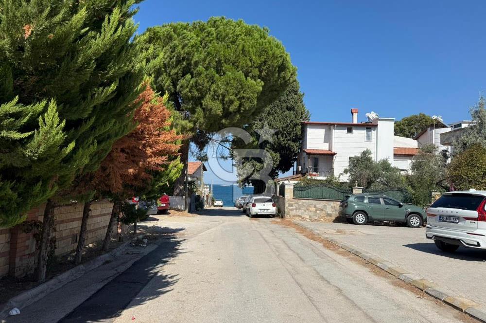Urla Çeşmealtında Satılık 3+1 Villa