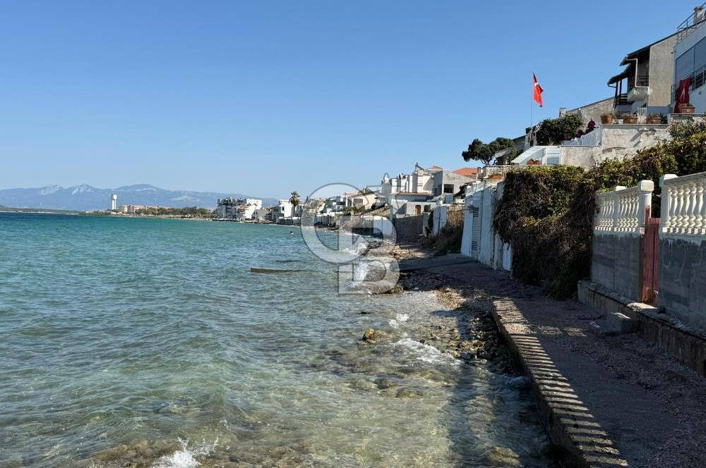Urla Çeşmealtında Satılık 3+1 Villa