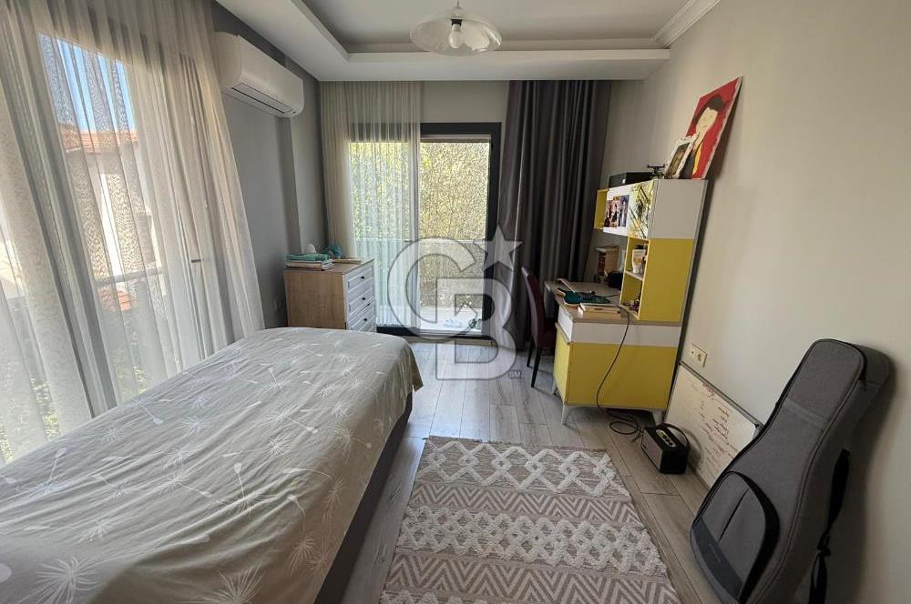 Urla Çeşmealtında Satılık 3+1 Villa