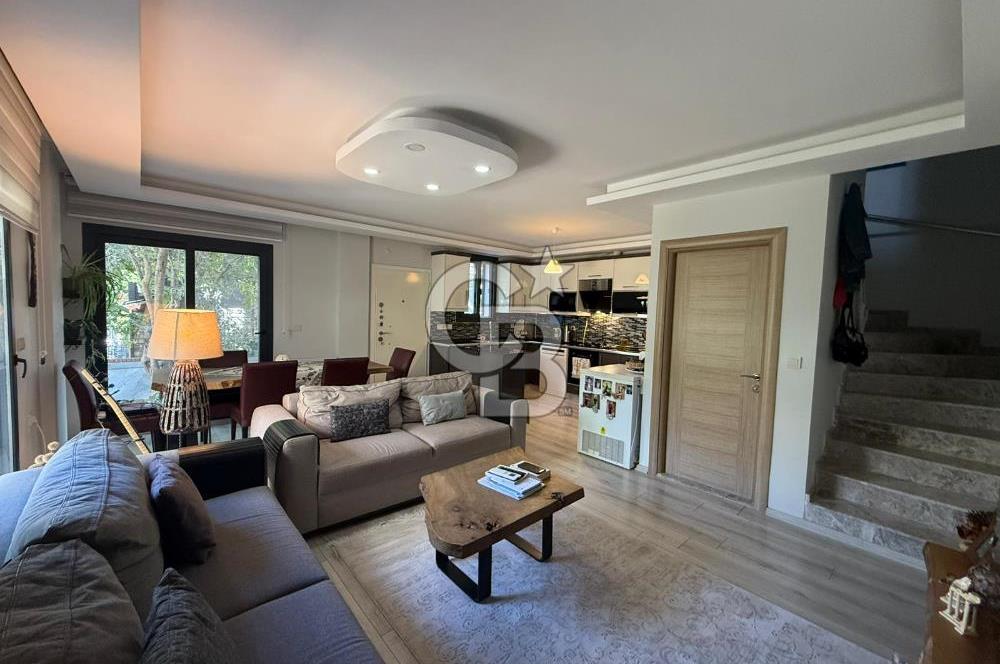 Urla Çeşmealtında Satılık 3+1 Villa