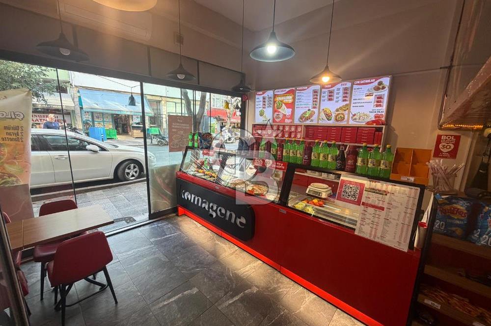 ÜSKÜDAR TUNUSBAĞINDA KURUMSAL KİRACILI SATILIK DÜKKAN