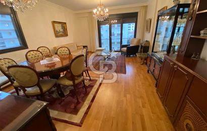 Erenköy Kaşaneler Sokak'ta Eşyalı KİRALIK 2+1 Daire