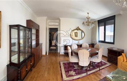Erenköy Kaşaneler Sokak'ta Eşyalı KİRALIK 2+1 Daire