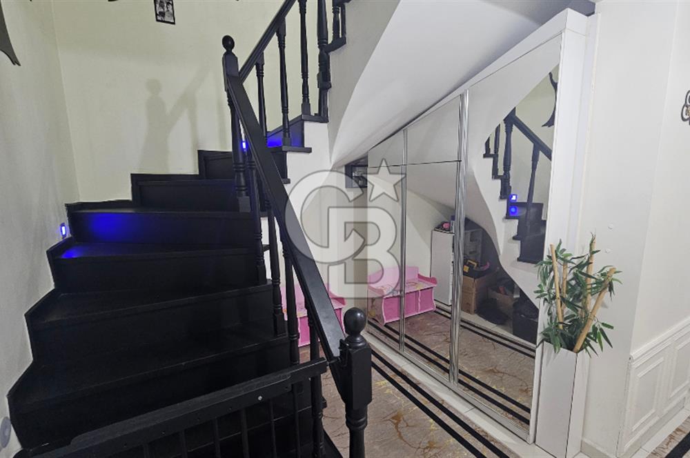 Karabağlar Aydın Mahallesi 4+1 Teraslı Dubleks Kiralık Daire