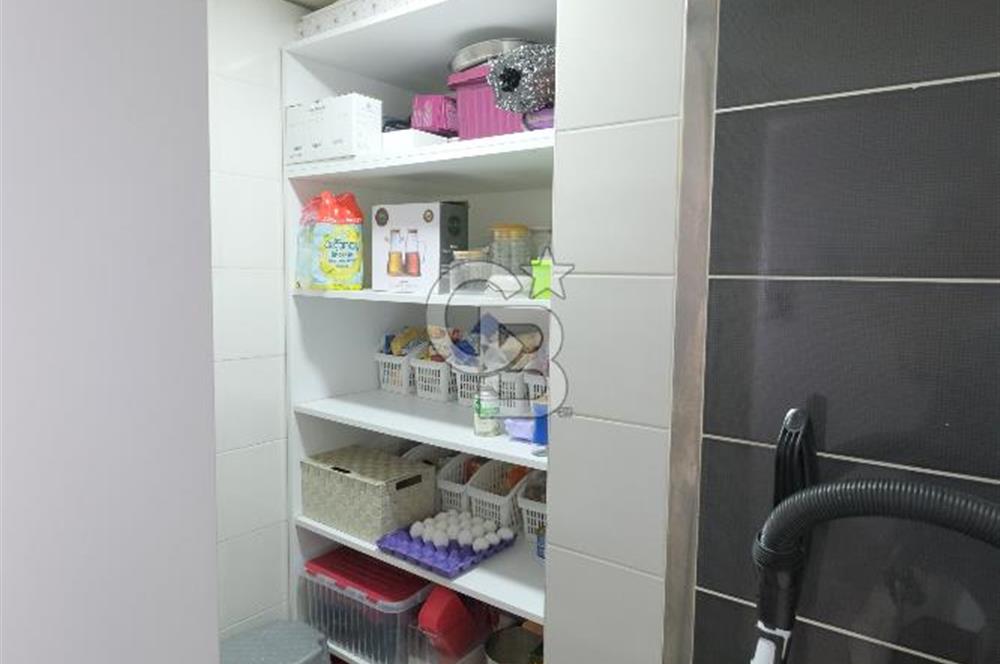 KÜÇÜK ÇİĞLİ'DE BAHÇELİ VE YENİLENMİŞ 3+1 SATILIK DAİRE
