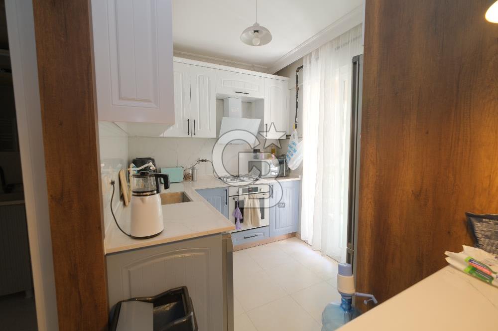 KÜÇÜK ÇİĞLİ'DE BAHÇELİ VE YENİLENMİŞ 3+1 SATILIK DAİRE