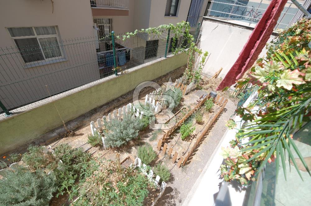 KÜÇÜK ÇİĞLİ'DE BAHÇELİ VE YENİLENMİŞ 3+1 SATILIK DAİRE