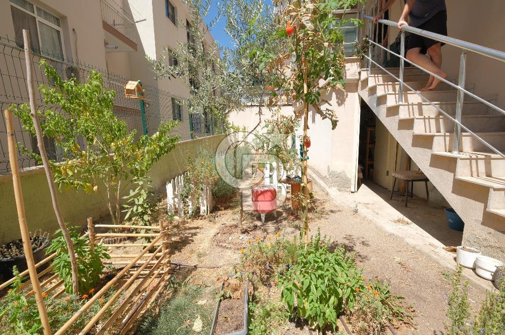 KÜÇÜK ÇİĞLİ'DE BAHÇELİ VE YENİLENMİŞ 3+1 SATILIK DAİRE