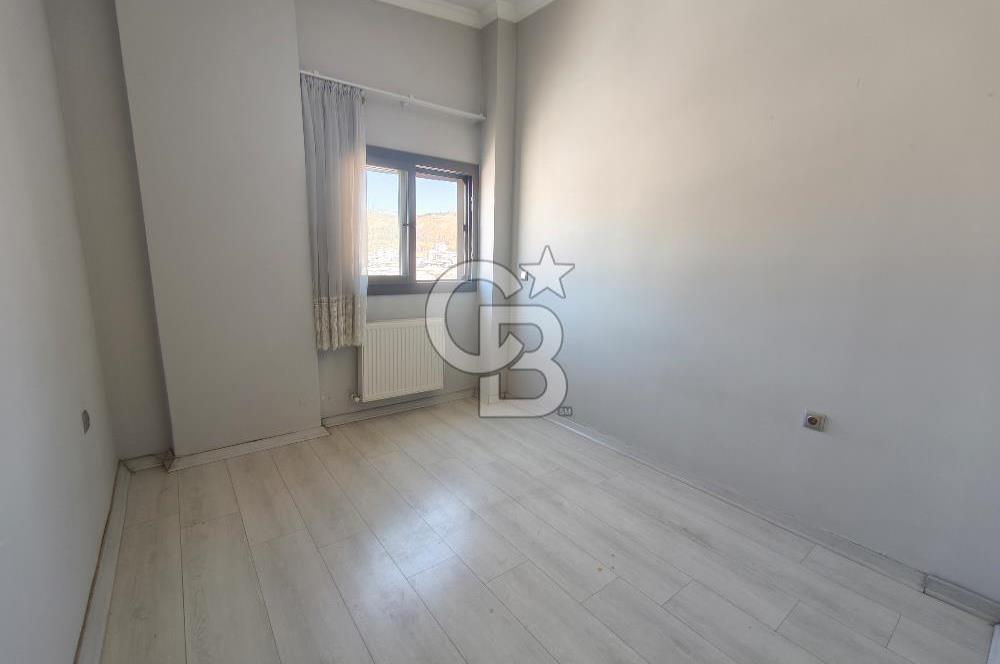 Karşıyaka Medical Point Hastane Yakını Kiralık 2+1 Dubleks Daire