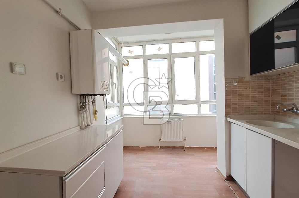ÇANKAYA MAHALLESİNDE CEMAL NADİR SOKAKTA 3+1 KİRALIK DAİRE