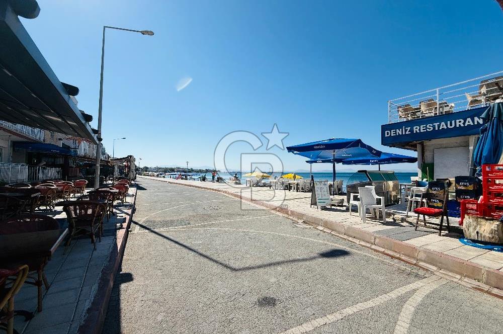 Çandarlıda Sahile 30 Metre Tadilatlı Satılık 1+1 Daire