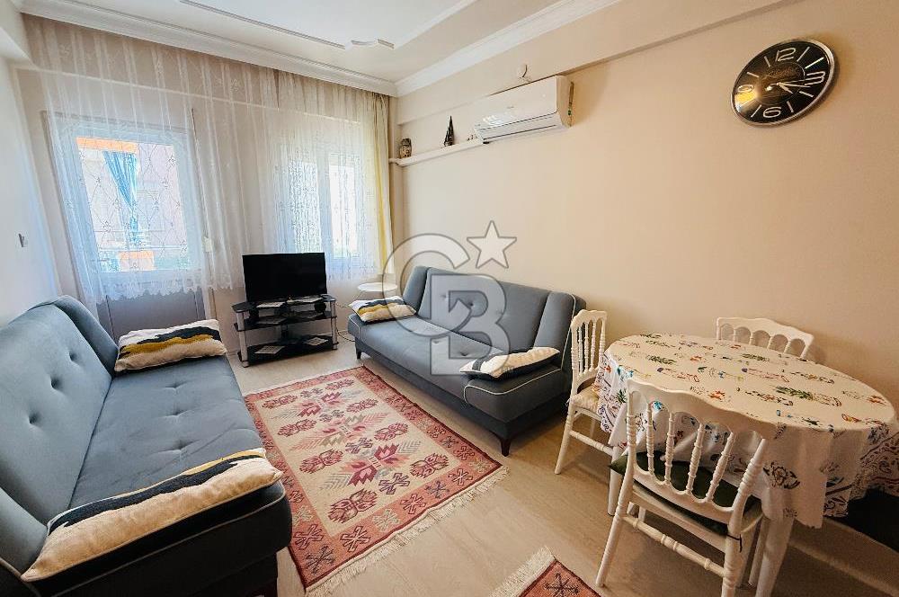 Çandarlıda Sahile 30 Metre Tadilatlı Satılık 1+1 Daire