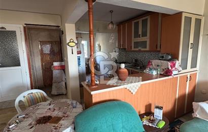 Urla Gülbahçe’de Geniş Bahçeli, Denize Yakın Satılık Müstakil Ev