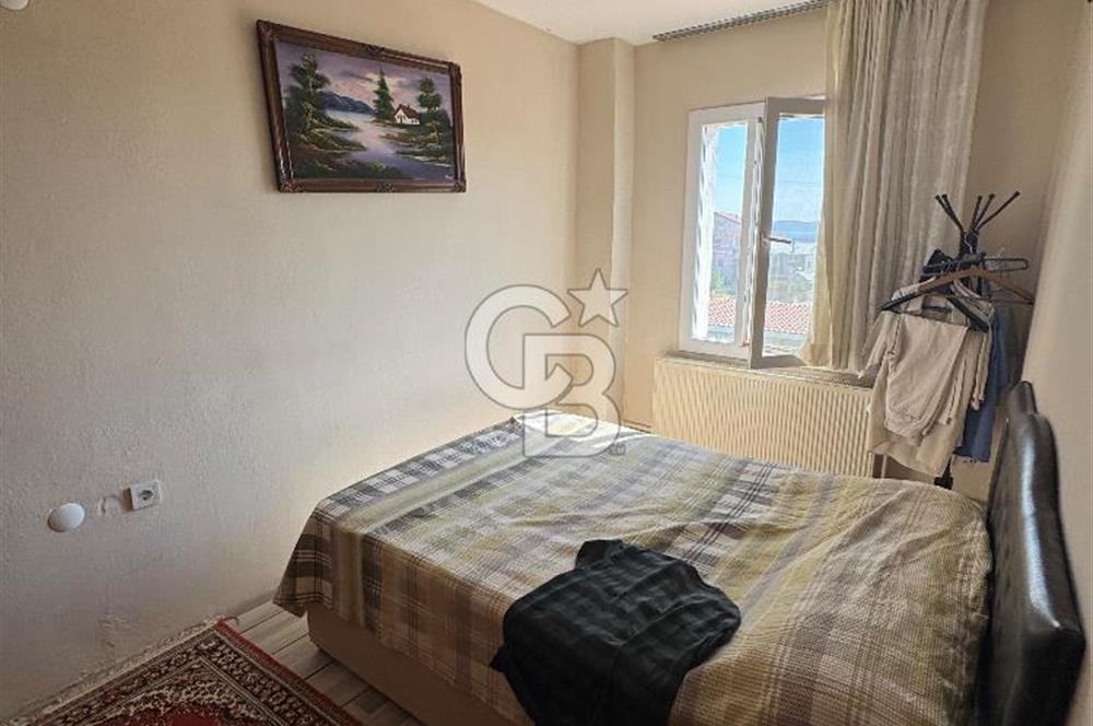 Urla Gülbahçe’de Geniş Bahçeli, Denize Yakın Satılık Müstakil Ev