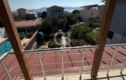 Urla Gülbahçe’de Geniş Bahçeli, Denize Yakın Satılık Müstakil Ev