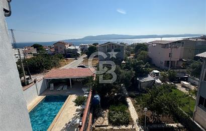 Urla Gülbahçe’de Geniş Bahçeli, Denize Yakın Satılık Müstakil Ev