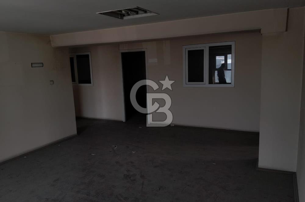 İVEDİK OSB'DE 3 KATLI KİRALIK DÜKKAN