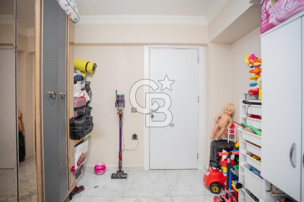 Foça  Kazım Dirik Mah Kiralık 2+1 Bahçe Katı Daire Eşyasız