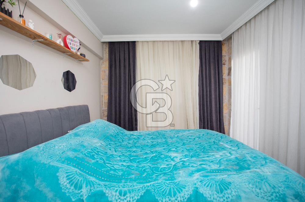 Foça  Kazım Dirik Mah Kiralık 2+1 Bahçe Katı Daire Eşyasız