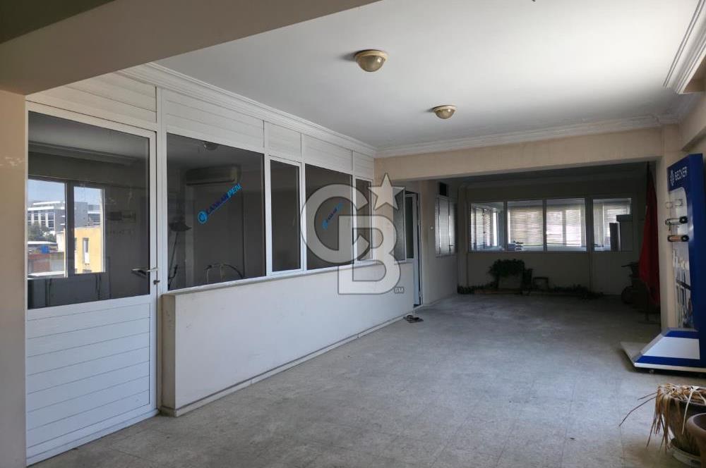 KARABAĞLAR SANAYİNİN MERKEZİNDE 1260 M² KOMPLE KİRALIK İŞYERİ