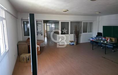 KARABAĞLAR SANAYİNİN MERKEZİNDE 1260 M² KOMPLE KİRALIK İŞYERİ