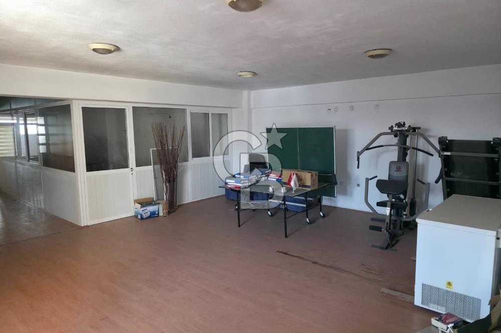 KARABAĞLAR SANAYİNİN MERKEZİNDE 1260 M² KOMPLE KİRALIK İŞYERİ