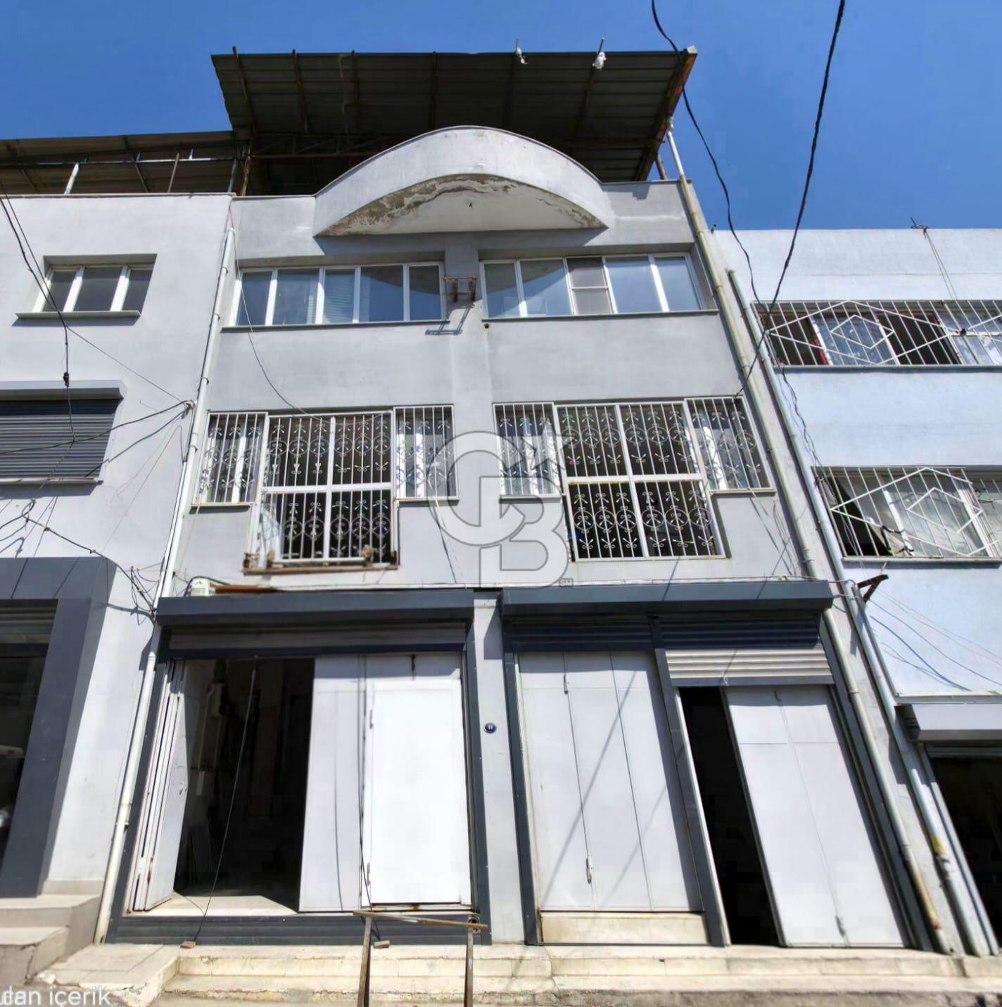 KARABAĞLAR SANAYİNİN MERKEZİNDE 1260 M² KOMPLE KİRALIK İŞYERİ