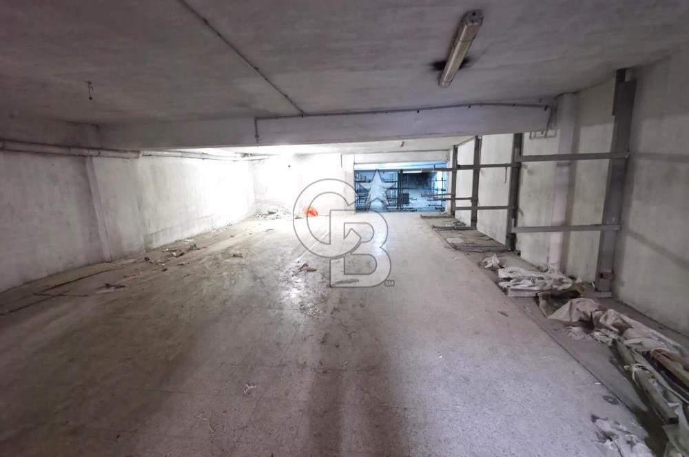 KARABAĞLAR SANAYİNİN MERKEZİNDE 1260 M² KOMPLE KİRALIK İŞYERİ