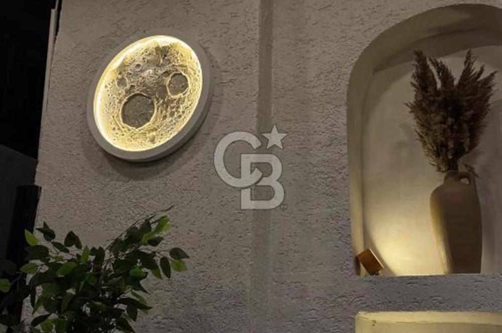 CADDEBOSTAN’IN EN İŞLEK NOKTASINDA DEVREN CAFE