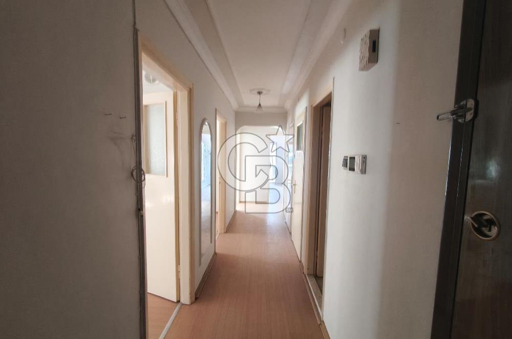 Karşıyaka Anadolu Caddesi Üzerinde Geniş Ferah 3+1 Kiralık Daire