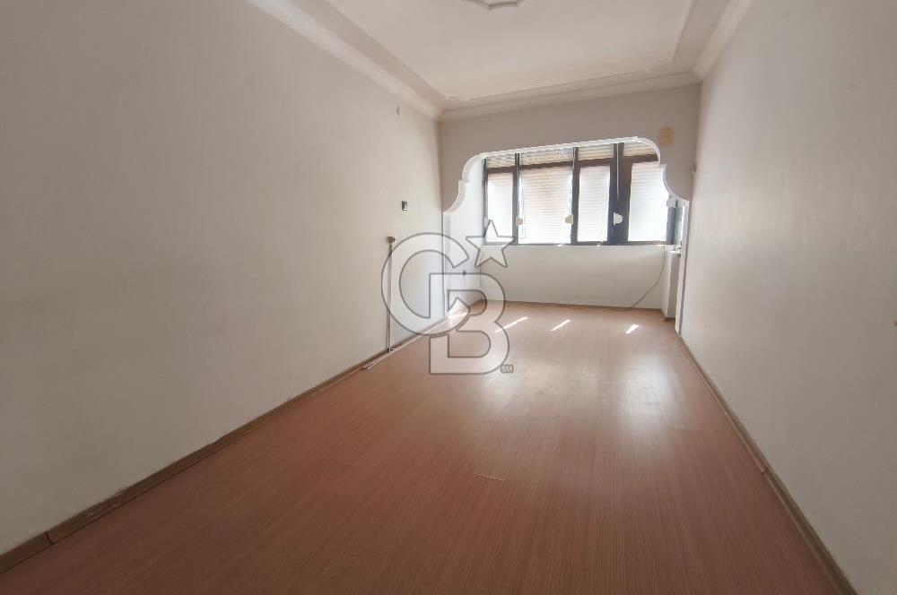 Karşıyaka Anadolu Caddesi Üzerinde Geniş Ferah 3+1 Kiralık Daire