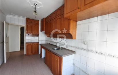Karşıyaka Anadolu Caddesi Üzerinde Geniş Ferah 3+1 Kiralık Daire