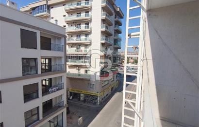 Karşıyaka Anadolu Caddesi Üzerinde Geniş Ferah 3+1 Kiralık Daire