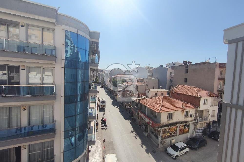 Karşıyaka Anadolu Caddesi Üzerinde Geniş Ferah 3+1 Kiralık Daire