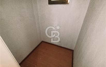 Karşıyaka Anadolu Caddesi Üzerinde Geniş Ferah 3+1 Kiralık Daire
