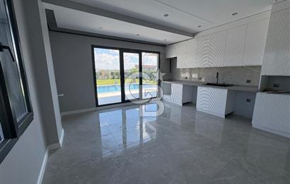 GENİŞ AİLELERE ÖZEL!SELİMPAŞA’DA 10+2 VİLLA