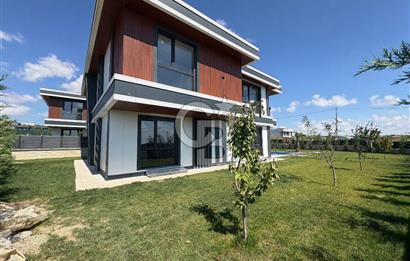 GENİŞ AİLELERE ÖZEL!SELİMPAŞA’DA 10+2 VİLLA