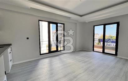 Tramwaya Yakın Kiralık Geniş 1+1