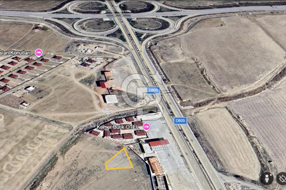 KEMERHİSAR TEPE'DE 540 M² 2 KATA İMARLI VİLLALIK ARSA