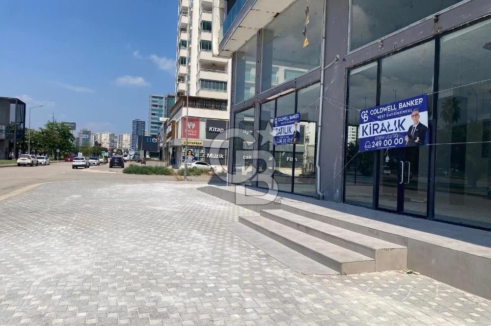 Adana Öğretmenler Bulvarı'nda 1.000 m² Satılık Prestijli Ticari
