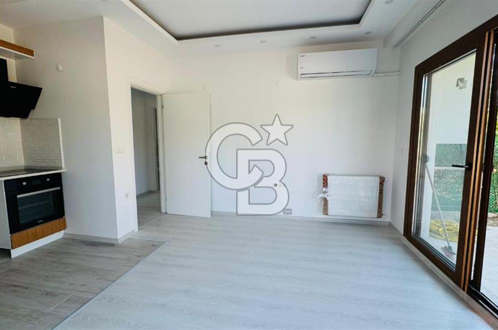 Foça Yenibağarası Mah. Kiralık 2+1 Bahçe Katı Daire