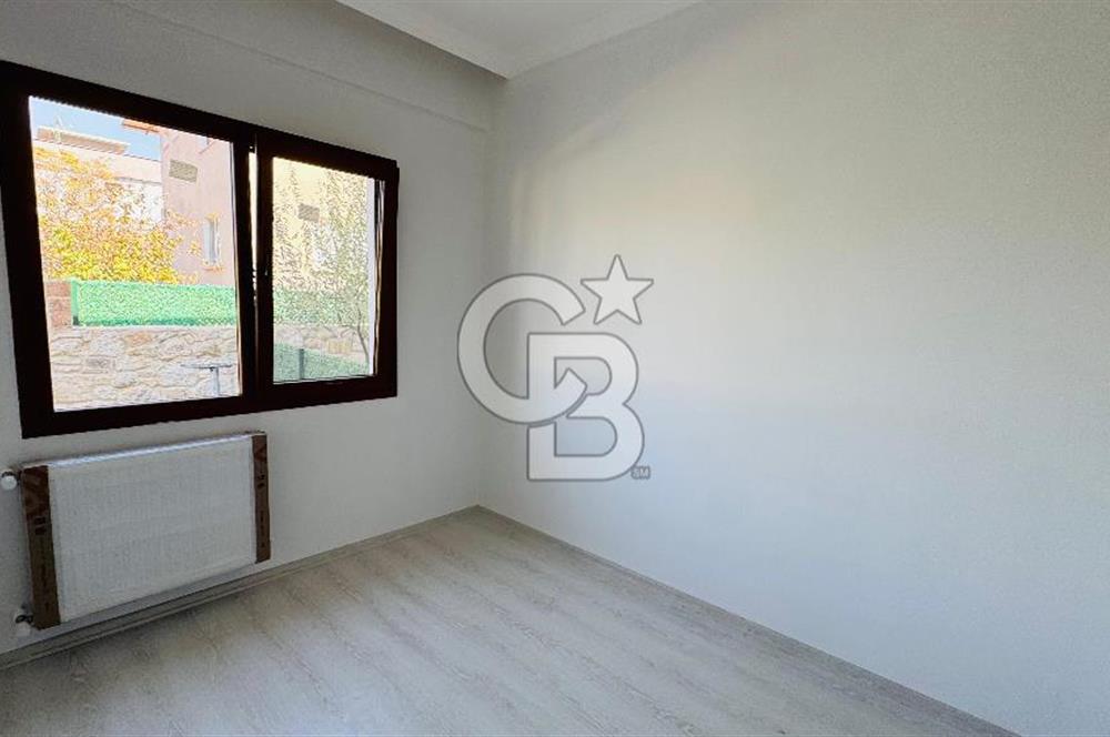 Foça Yenibağarası Mah. Kiralık 2+1 Bahçe Katı Daire