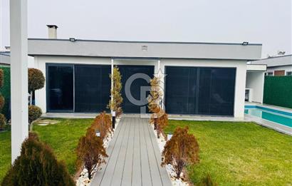 YAŞAMKÖY DOSTLAR LOCA SİTESİNDE HAVUZLU MÜSTAKİL EV
