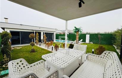 YAŞAMKÖY DOSTLAR LOCA SİTESİNDE HAVUZLU MÜSTAKİL EV