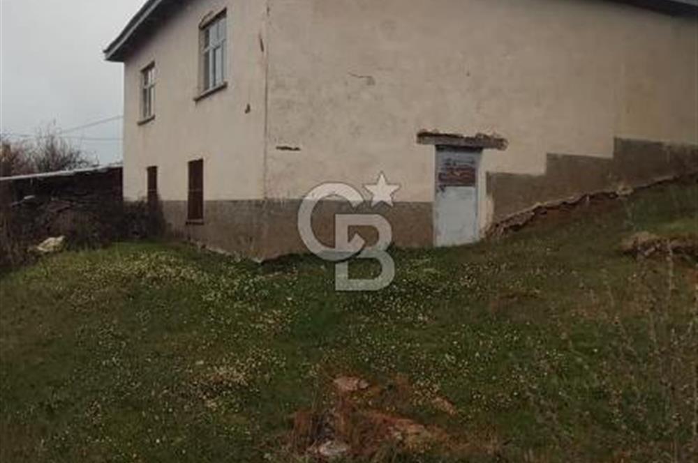 Manisa Kula Bebekli İçinde Kargir Ev Bulunan Arsa CB PH