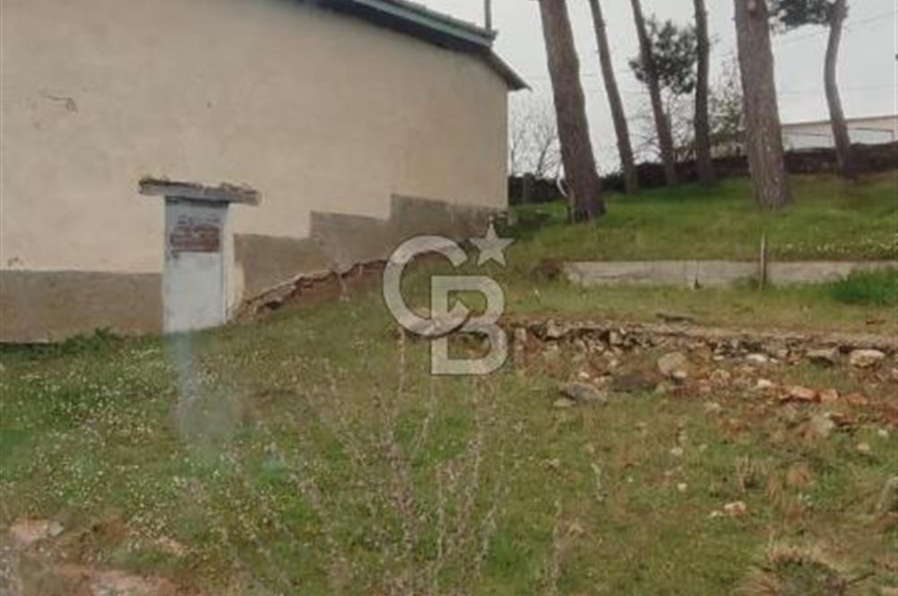 Manisa Kula Bebekli İçinde Kargir Ev Bulunan Arsa CB PH