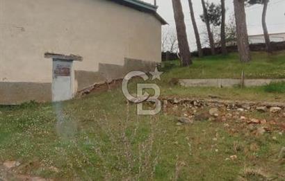 Manisa Kula Bebekli İçinde Kargir Ev Bulunan Arsa CB PH