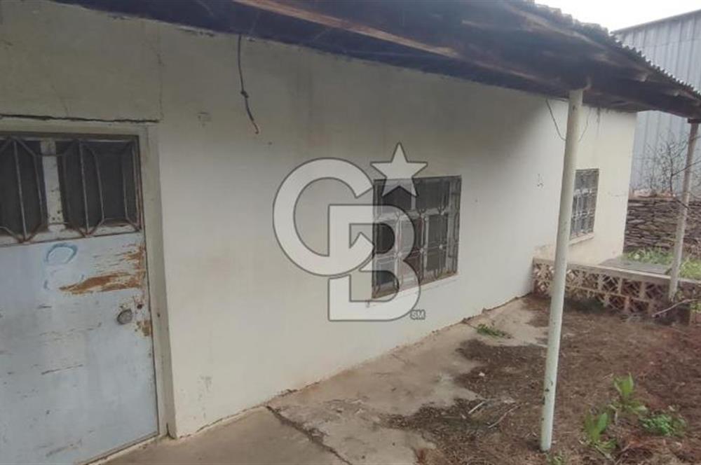 Manisa Kula Bebekli İçinde Kargir Ev Bulunan Arsa CB PH