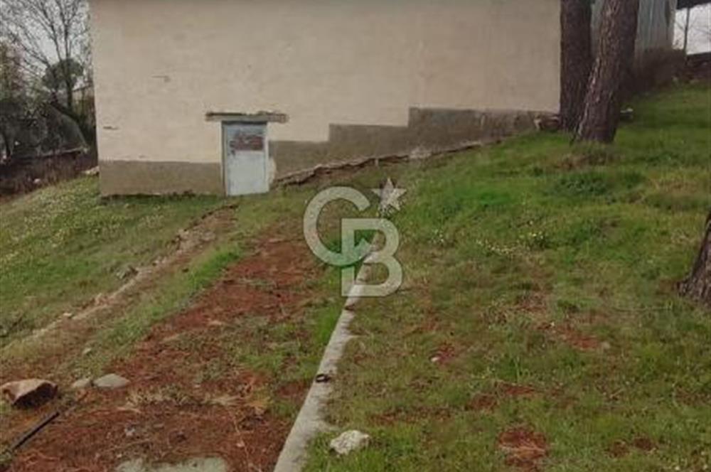 Manisa Kula Bebekli İçinde Kargir Ev Bulunan Arsa CB PH